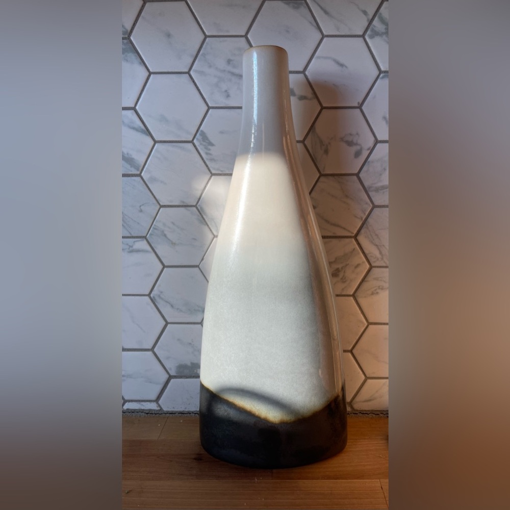 Rustic Vase - Picture 2 of 7
